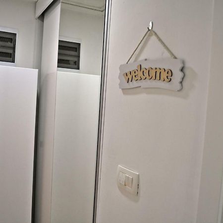 Appartement Apartman Dina à Tuzla Extérieur photo